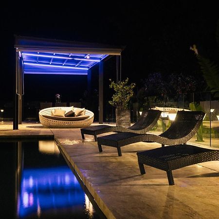 Villa Obsidian, With Staff, Sea View And Walk To Choeng Mon Beach Kültér fotó