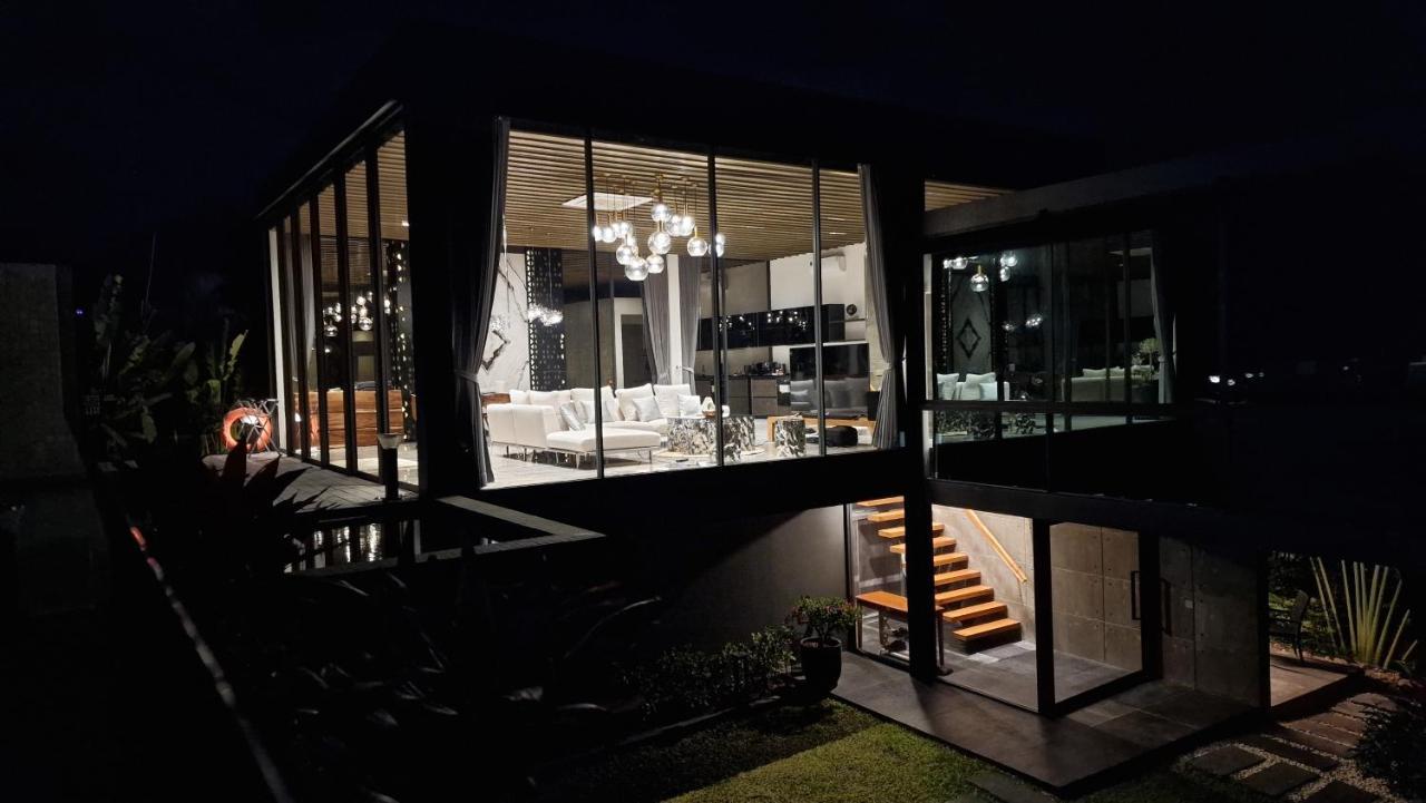 Villa Obsidian, With Staff, Sea View And Walk To Choeng Mon Beach Kültér fotó